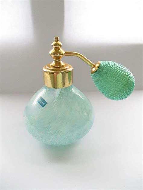 perfume atomiser vintage.